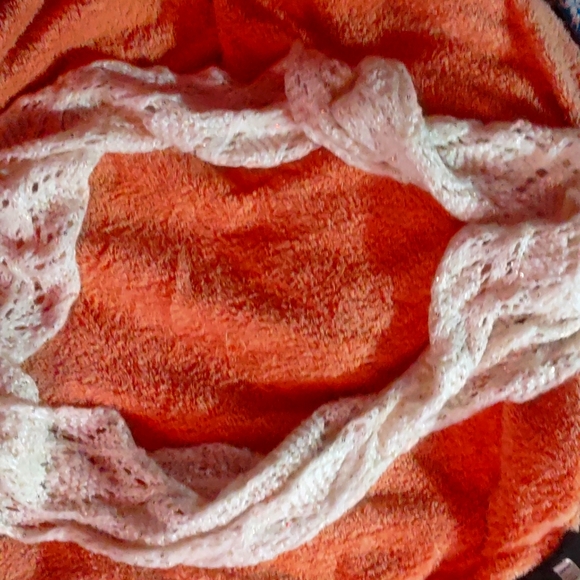 Infinity scarf - Picture 2 of 3